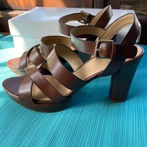 Naturalizer Kanye strappy sandal